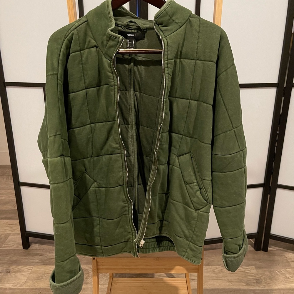Forever 21 SOLD OUT Quilted Jacket, size M